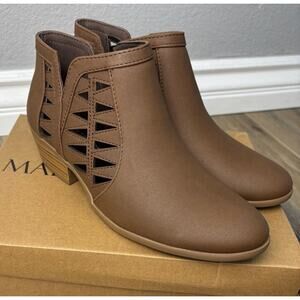 New Marco Republic Women's Brown Ankle Booties with Cutout Design - Western, 7.5